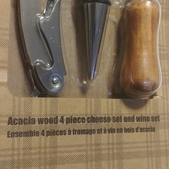 🎉2/$16 NEW Wine and Cheese 3 Pcs. - Picture 3 of 4